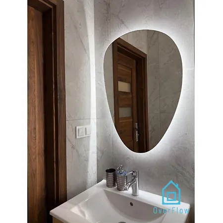 ホームステイ Shrek 10 Min To Old Town Gdansk,pkp & Shopping Mall グダニスク