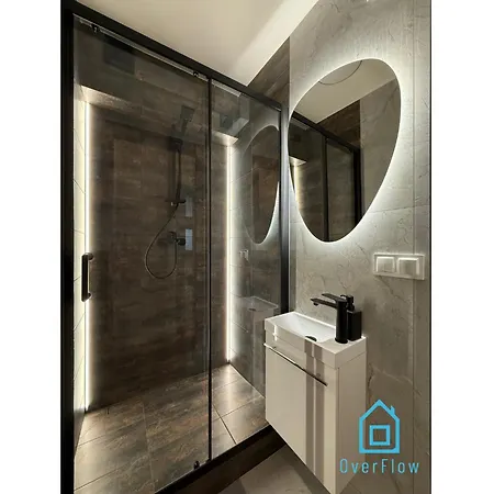 Shrek 10 Min To Old Town Gdansk,pkp & Shopping Mall ホームステイ