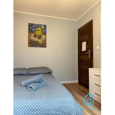 Shrek 10 Min To Old Town Gdansk,pkp & Shopping Mall