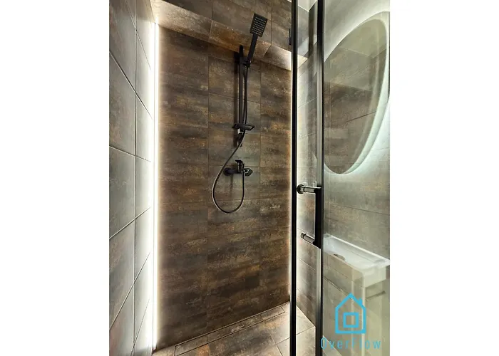 Shrek 10 Min To Old Town Gdansk,pkp & Shopping Mall ホームステイ *