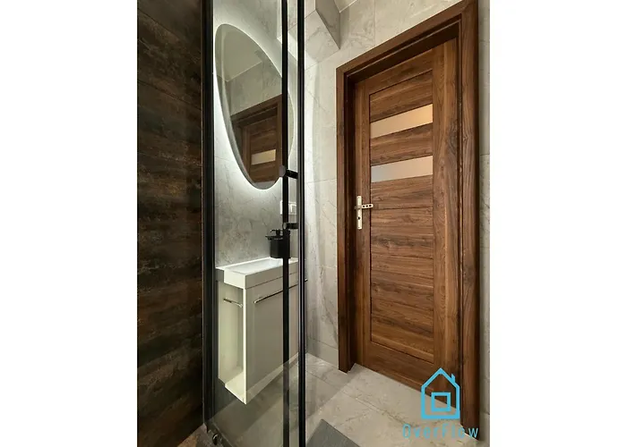 ホームステイ Shrek 10 Min To Old Town Gdansk,pkp & Shopping Mall グダニスク